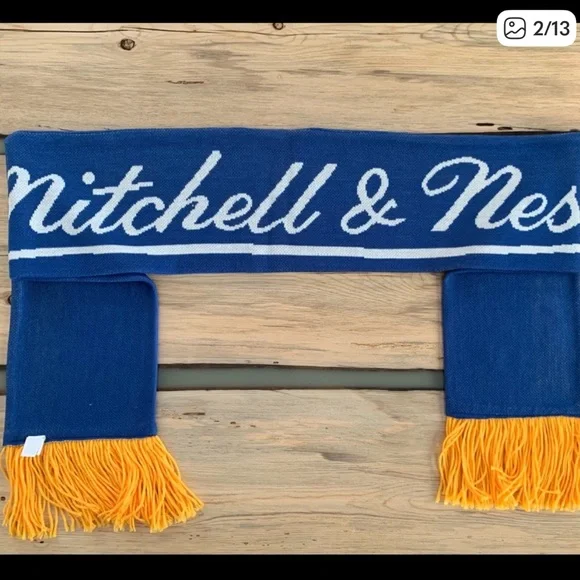 Los Angeles Rams Mitchell & Ness Knit Scarf With Embroidered Team Helmets - Picture 4 of 4